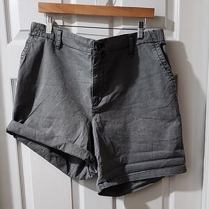 Womens Old Navy Shorts, Gray Size XL (Olive also available)